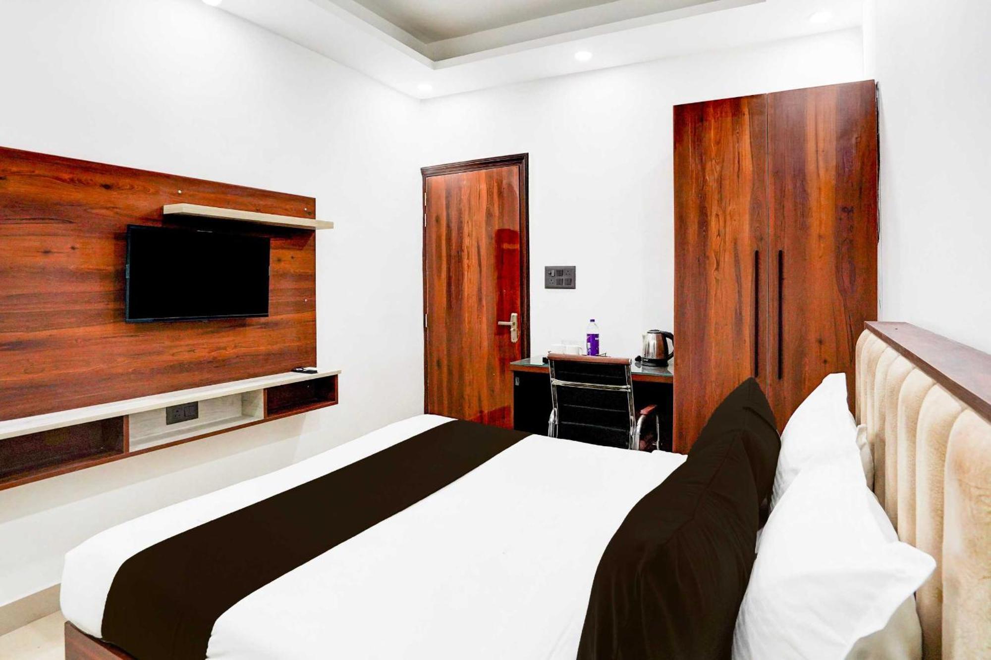 Super Hotel O Global Нью-Делі Екстер'єр фото