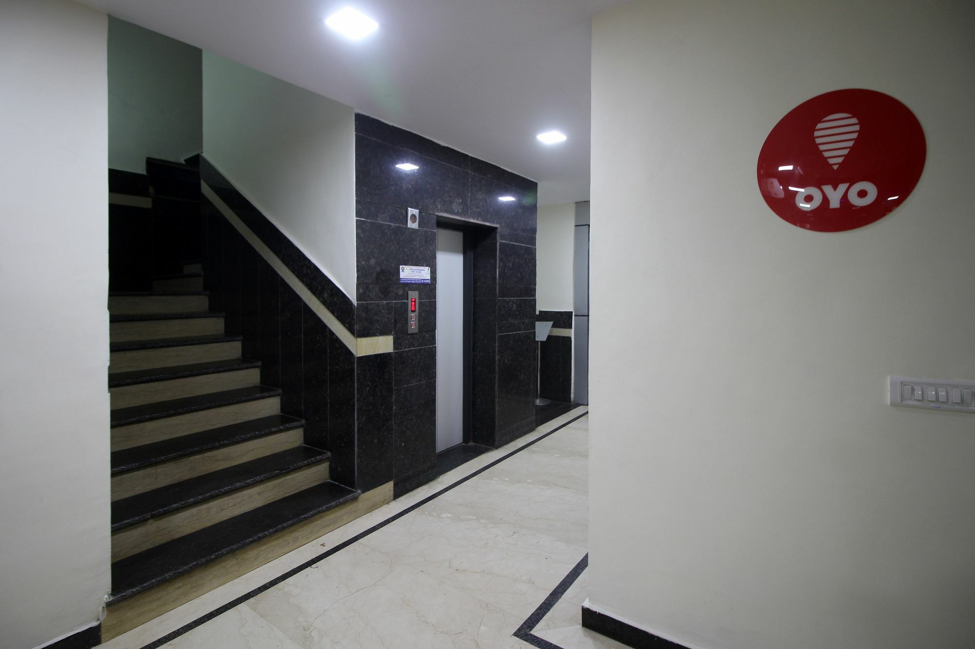 Super Hotel O Global Нью-Делі Екстер'єр фото